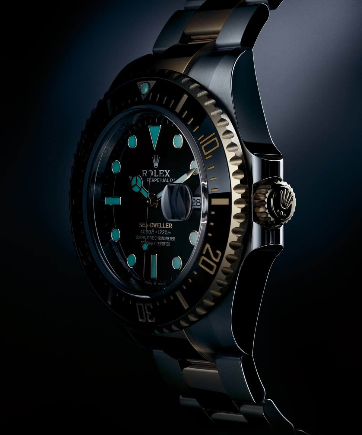 Rolex Sea-Dweller, Oystersteel and yellow gold highlighting Chromalight display