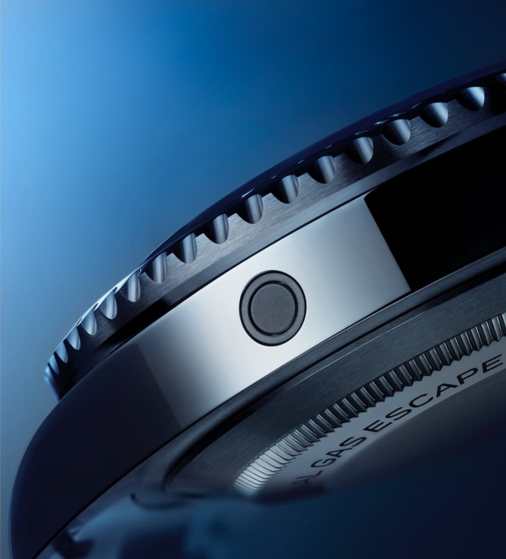 Rolex Sea-Dweller underwater image